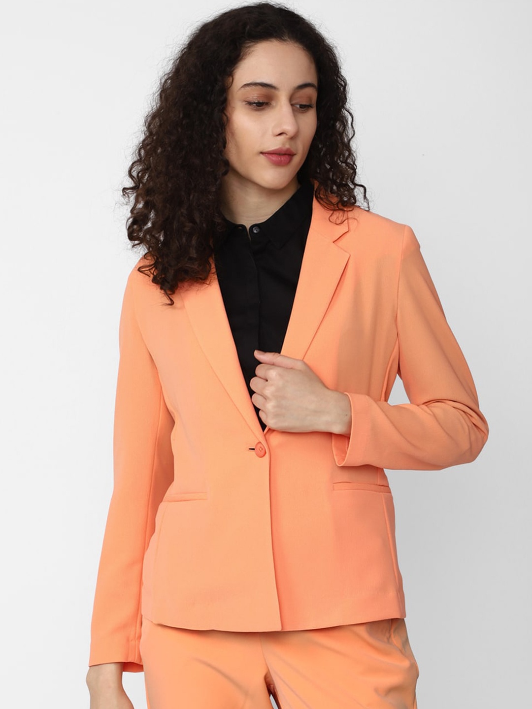 

Van Heusen Woman Single-Breasted Formal Blazer, Peach