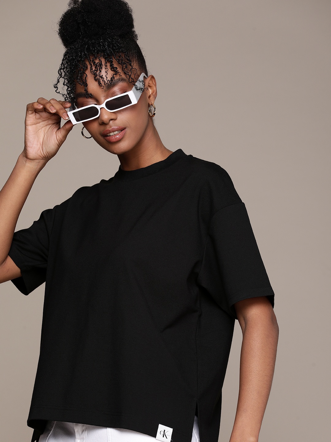 

Calvin Klein Jeans Solid Loose Casual T-shirt, Black