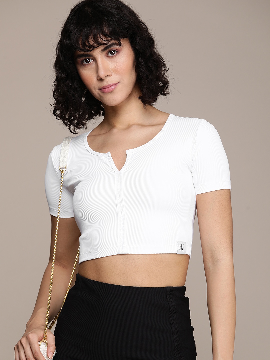 

Calvin Klein Jeans Solid Compression Fit T-shirt, White