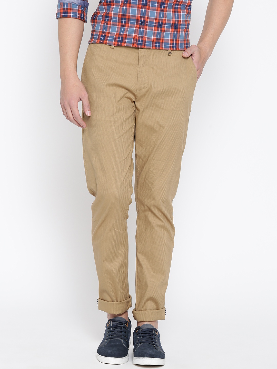 

Blackberrys Men Khaki Sharp Fit Solid Chinos