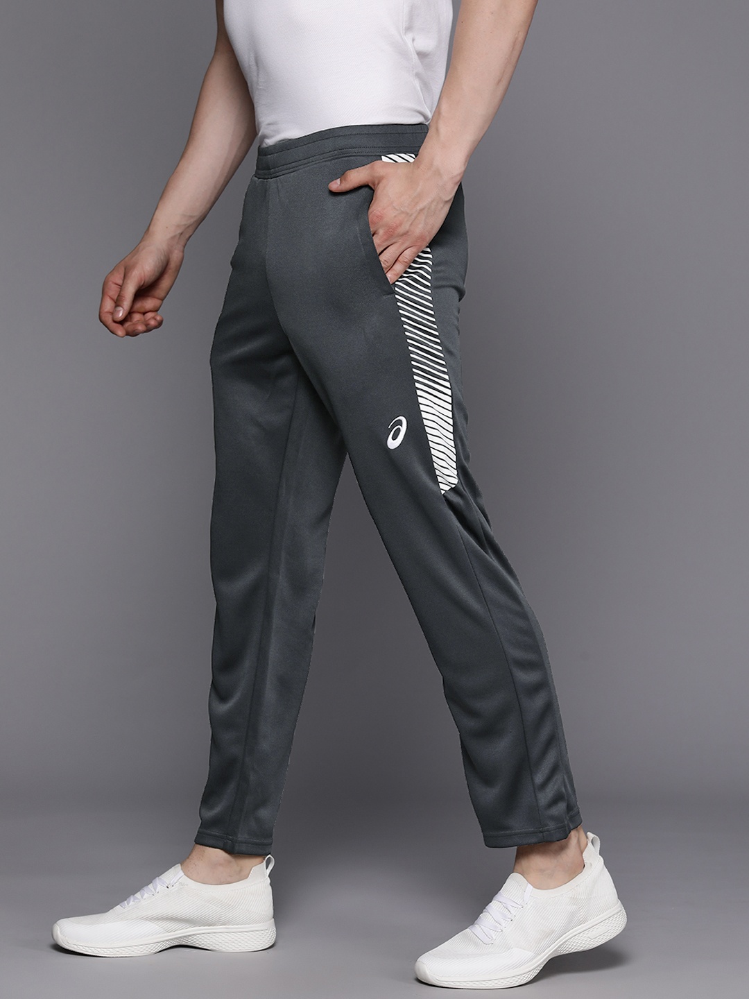 

ASICS Men Diagonal Stripes Track Pants, Charcoal