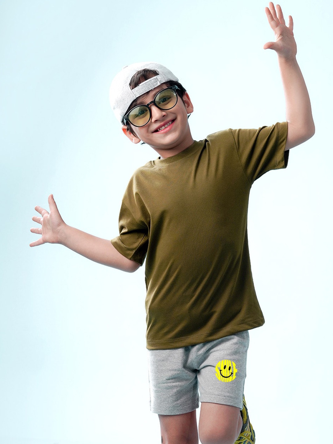 

NUSYL Boys Printed Knitted Mid-Rise Shorts, Grey