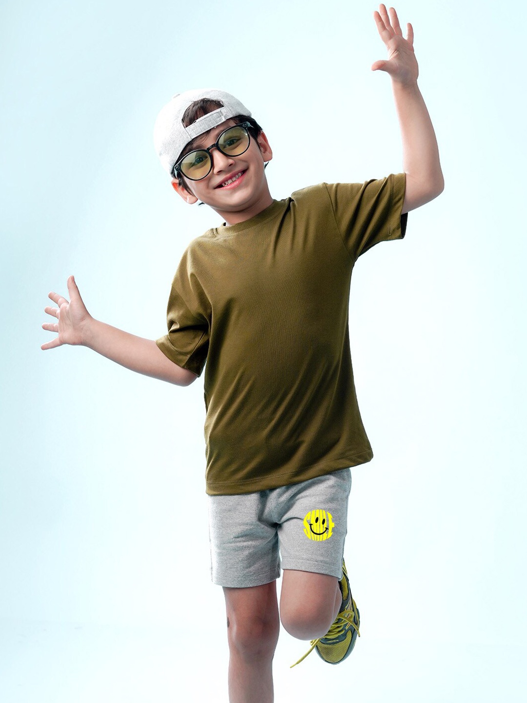 

NUSYL Boys Graphic Printed Knitted Mid-Rise Shorts, Grey