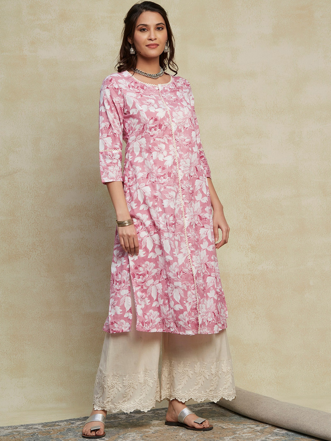 

FASHOR Pink Floral Printed Round Neck Pure Cotton Thread Work A-Line Kurta