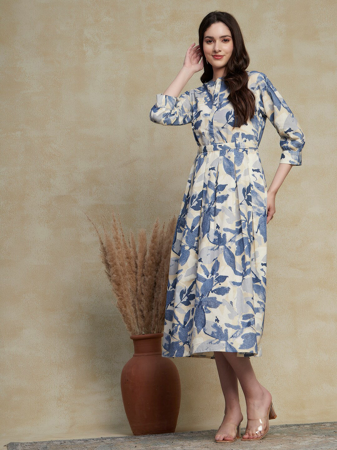 

FASHOR Blue Floral Printed Cuffed Sleeves Pleated A-Line Midi Dress With Belt