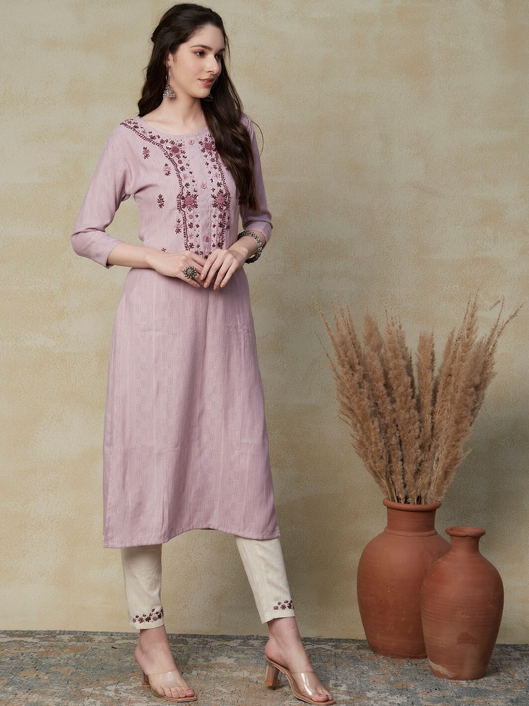 

FASHOR Lavender Floral Embroidered Regular Straight Kurta with Trousers
