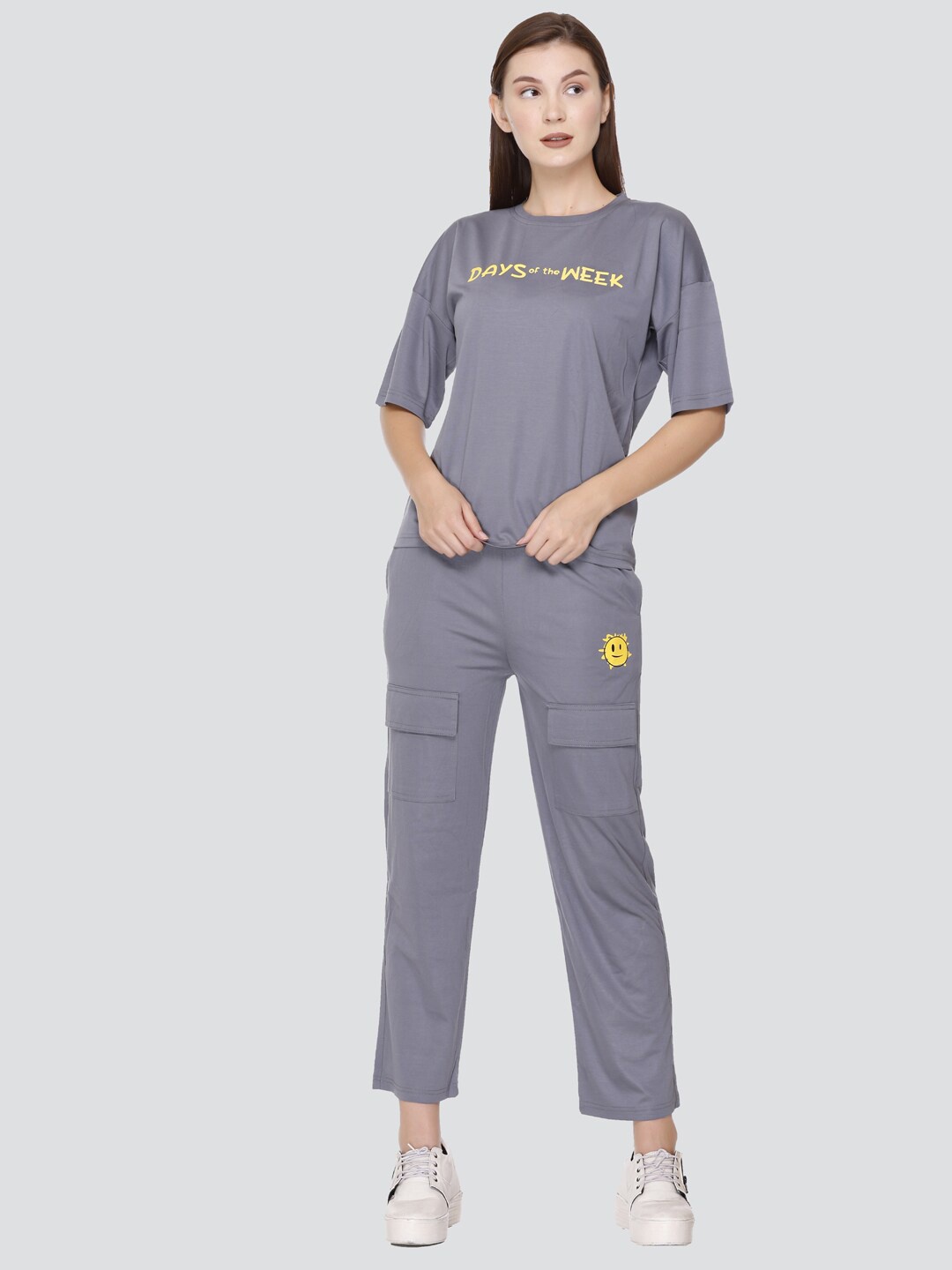 PRINCY KNITWEARS Typography Printed T-Shirt & Trouser Co-Ords, Grey