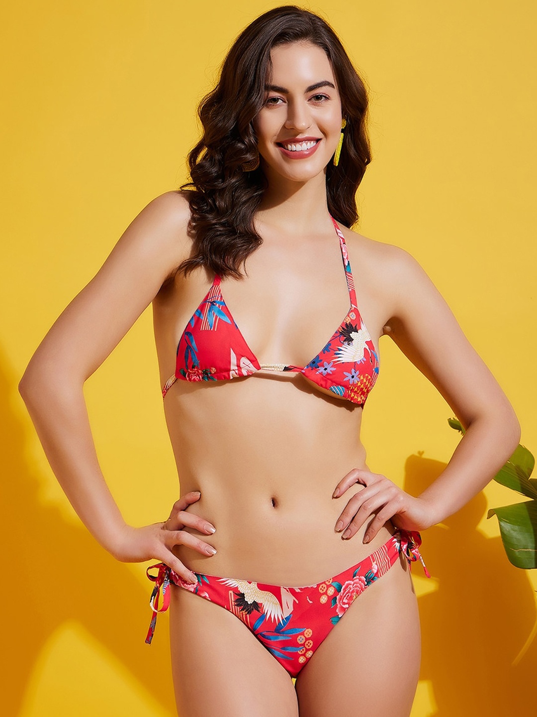 

SECRETS BY ZEROKAATA Floral Printed Non-Padded Halter Neck Lingerie Set VABKSVALL03PR1PLN, Red