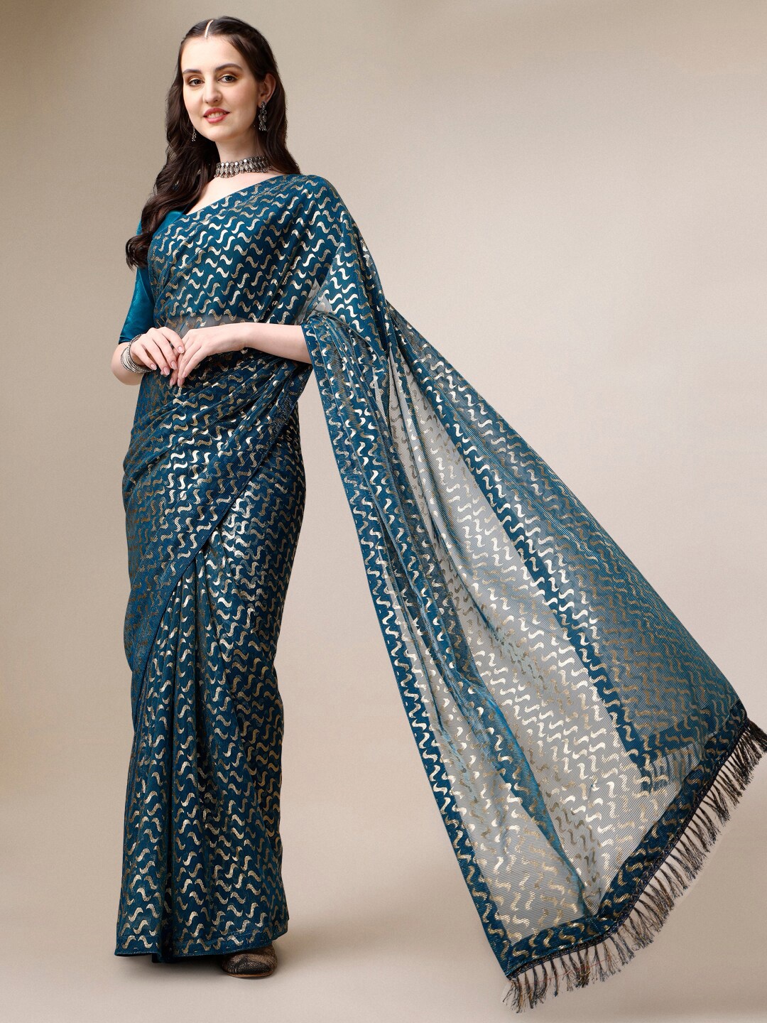 

Indian Women Abstract Printed Silk Blend Saree, Teal