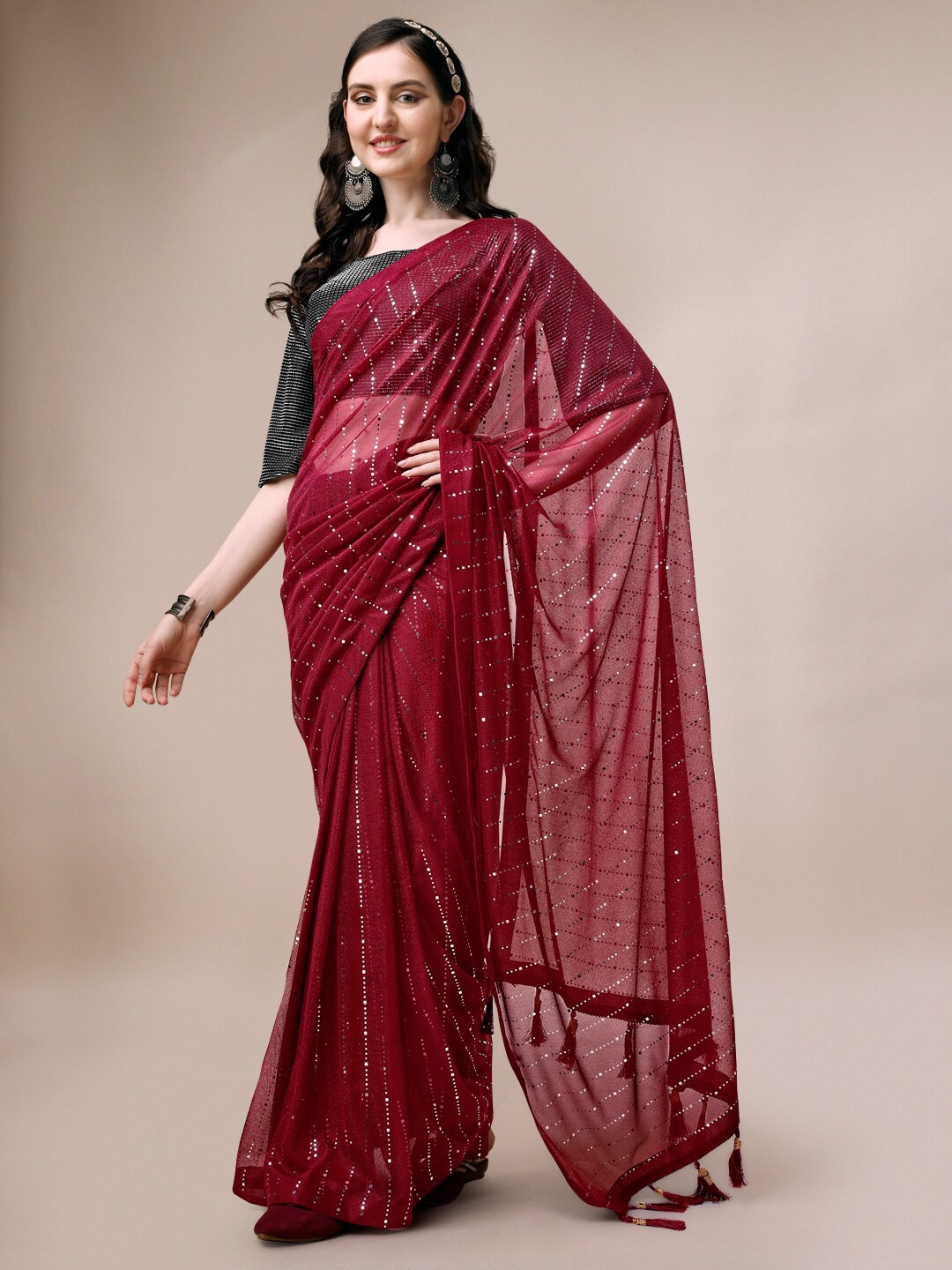 

Indian Women Embellished Mirror Work Silk Blend Designer Saree, Maroon