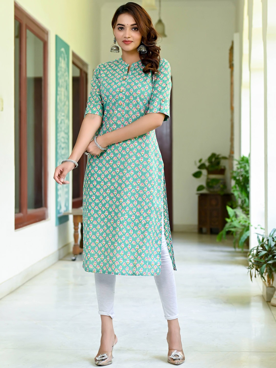 

Nishika Floral Printed Mandarin Collar Straight Kurta, Sea green