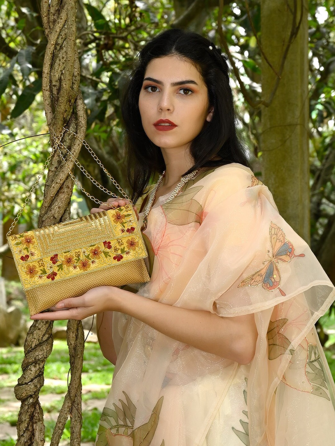 

ODETTE Embroidered Envelope Clutch, Gold