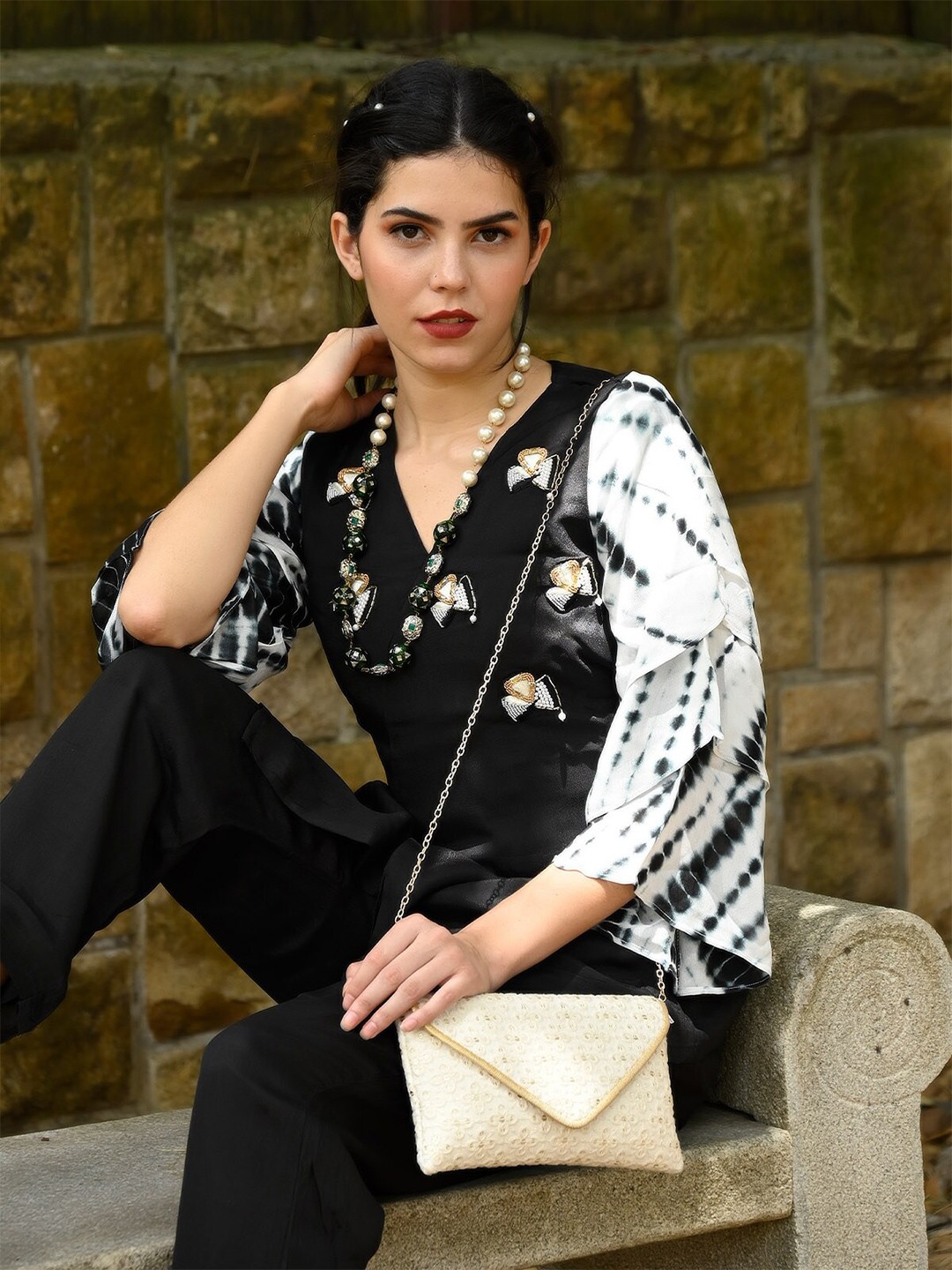 

ODETTE Embroidered Purse Clutch, White