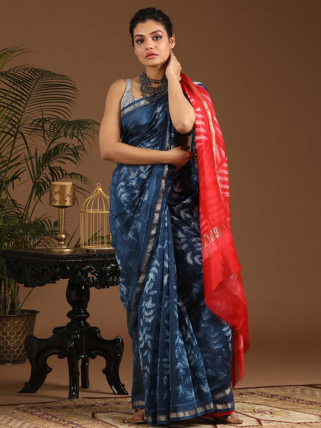 

Indethnic Floral Zari Silk Cotton Chanderi Saree, Blue