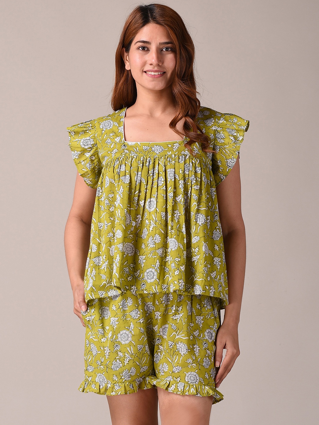 

KANNAHI Floral Printed Lapel Collar Pure Cotton Top & Shorts Night Suit, Lime green