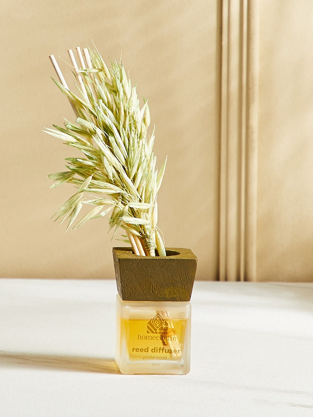 

Home Centre Fern Living Yellow & Brown Glass Cedarwood Reed Diffuser Set