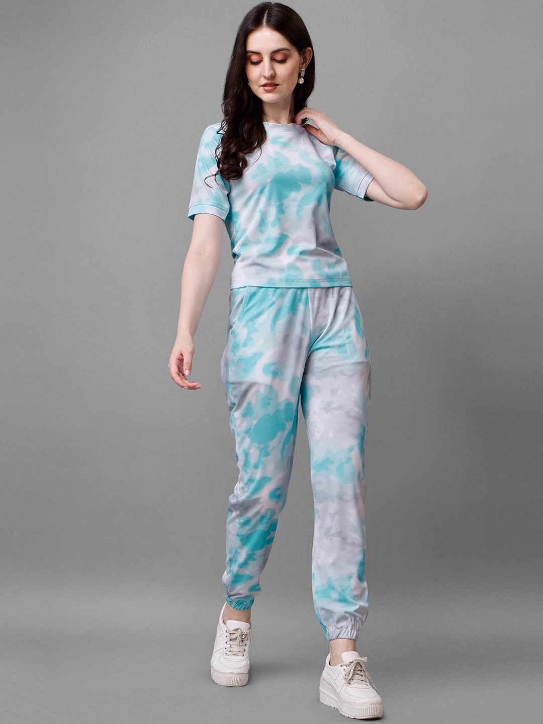 

DL Fashion Dyed T-shirt & Jogger, Blue