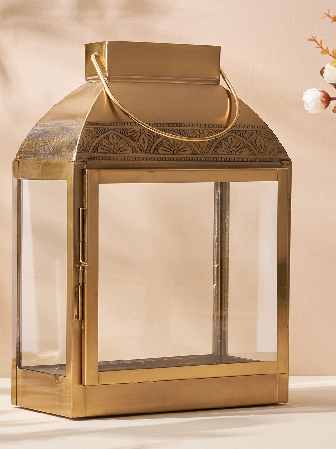

Home Centre Hoovu Golden & Transparent Lantern Candle Holder, Gold