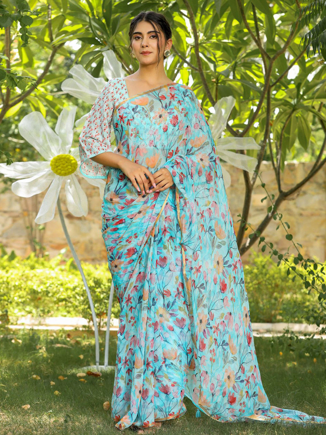 

ZARI Floral Printed Poly Chiffon Saree, Blue