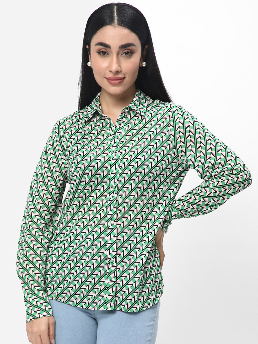 

R&B Geometric Printed Opaque Casual Shirt, Green