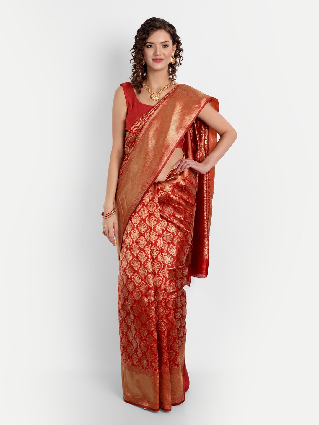 

ASPORA Ethnic Motif Woven Design Zari Banarasi Saree, Red