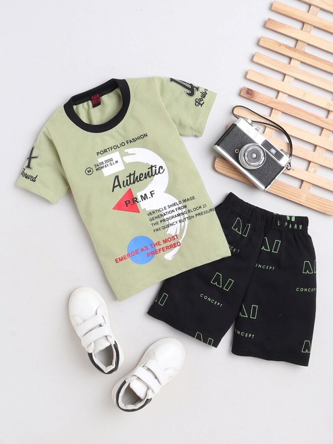 

BAESD Boys Printed T-shirt with Shorts, Green