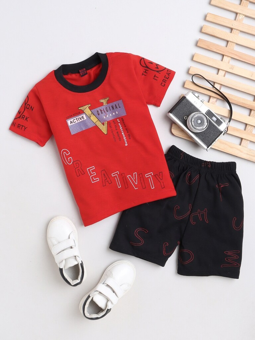 

BAESD Boys Printed T-shirt with Shorts, Red