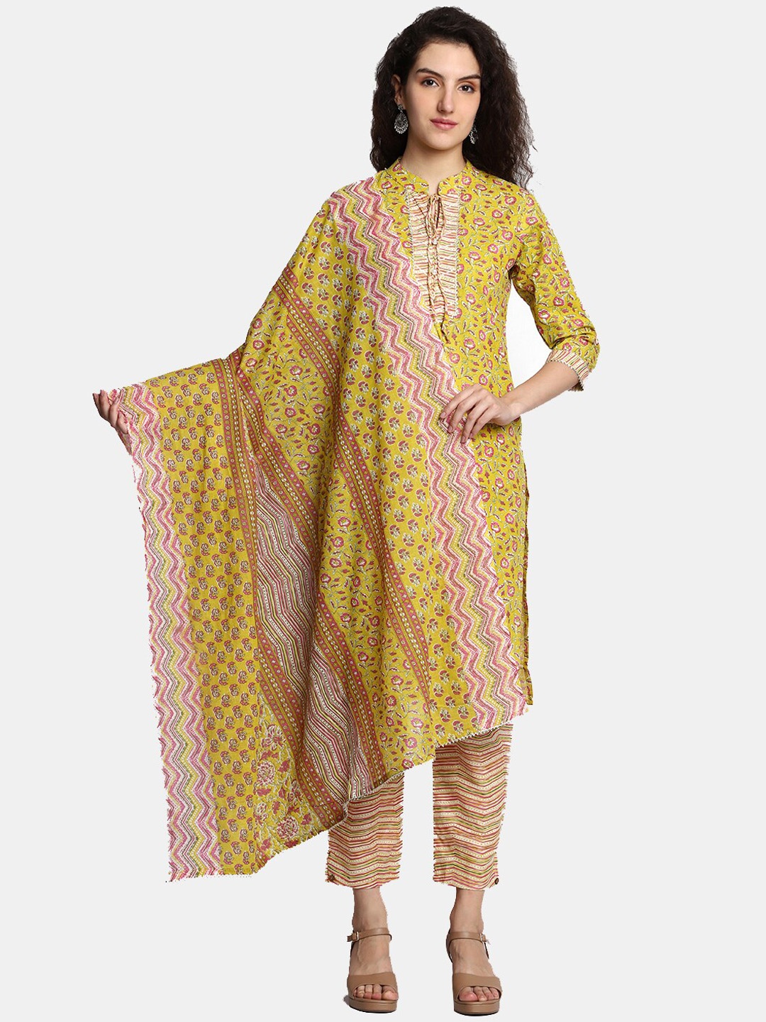 

HIGHLIGHT FASHION EXPORT Floral Printed Pure Cotton Kurta With Trousers & Dupatta, Green