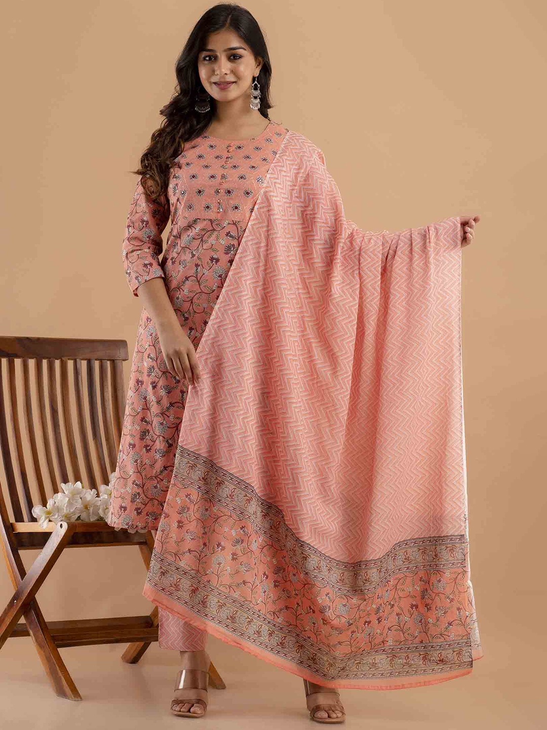 

JAIPUR FASHION MODE Floral Printed Thread Work Pure Cotton Kurta & Trousers With Dupatta, Peach
