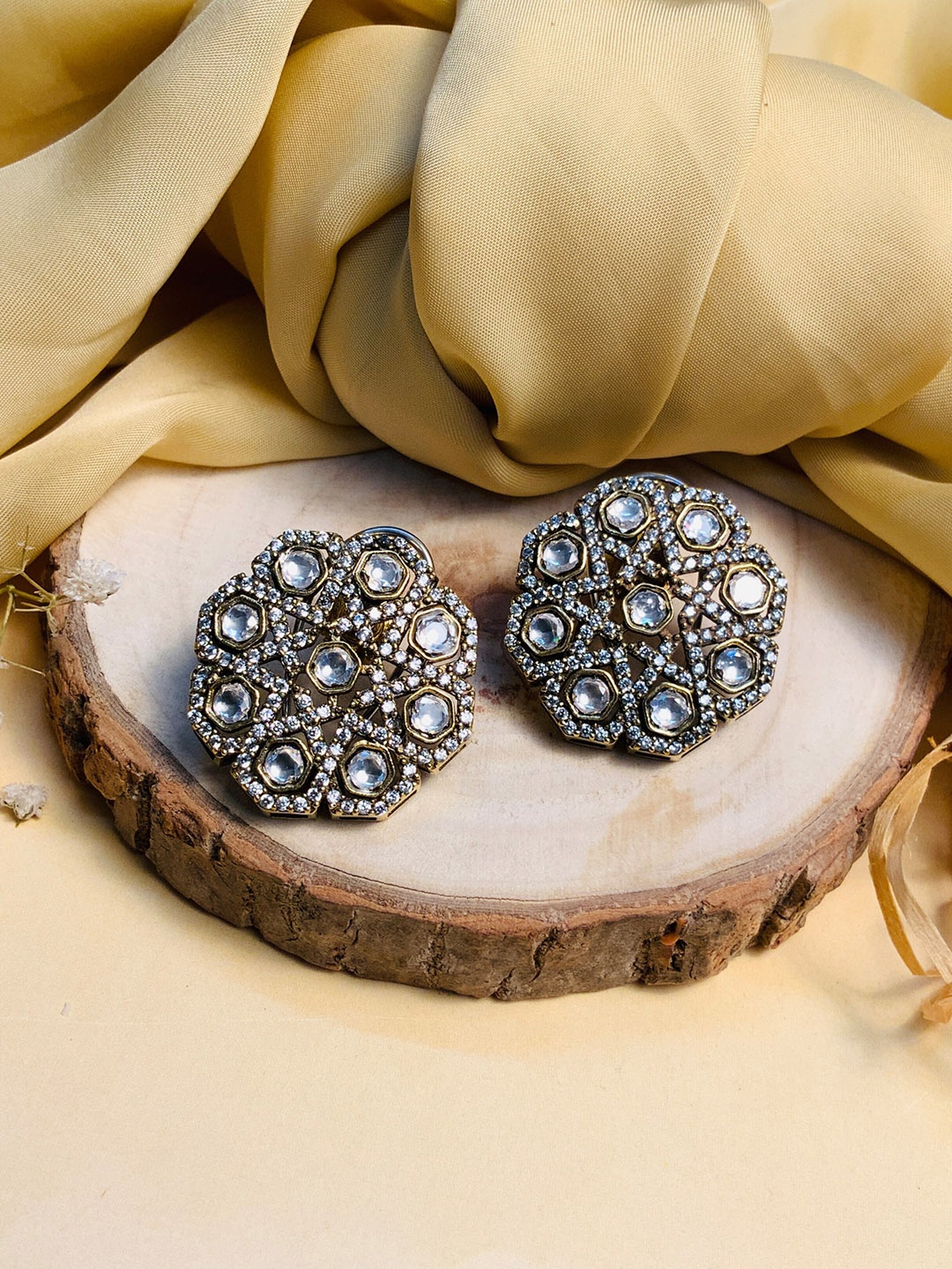 

ABDESIGNS Silver-Plated Circular Studs Earrings