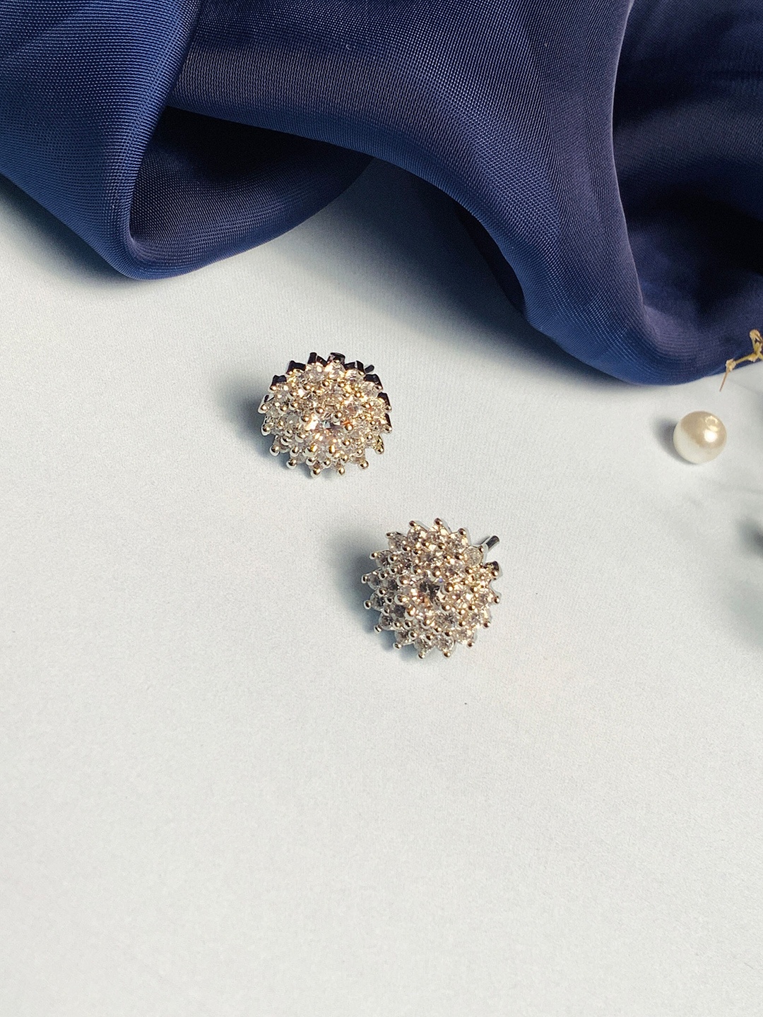 

ABDESIGNS Silver-Plated Floral Studs Earrings