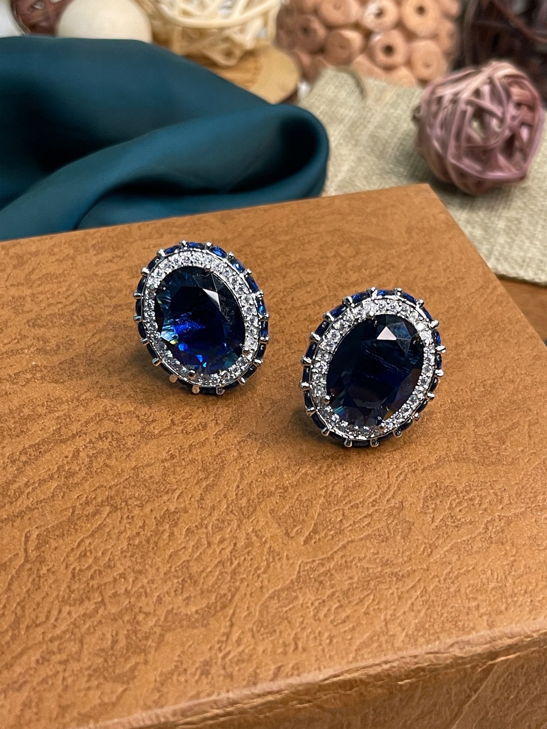 

ABDESIGNS Silver-Plated Oval Studs Earrings