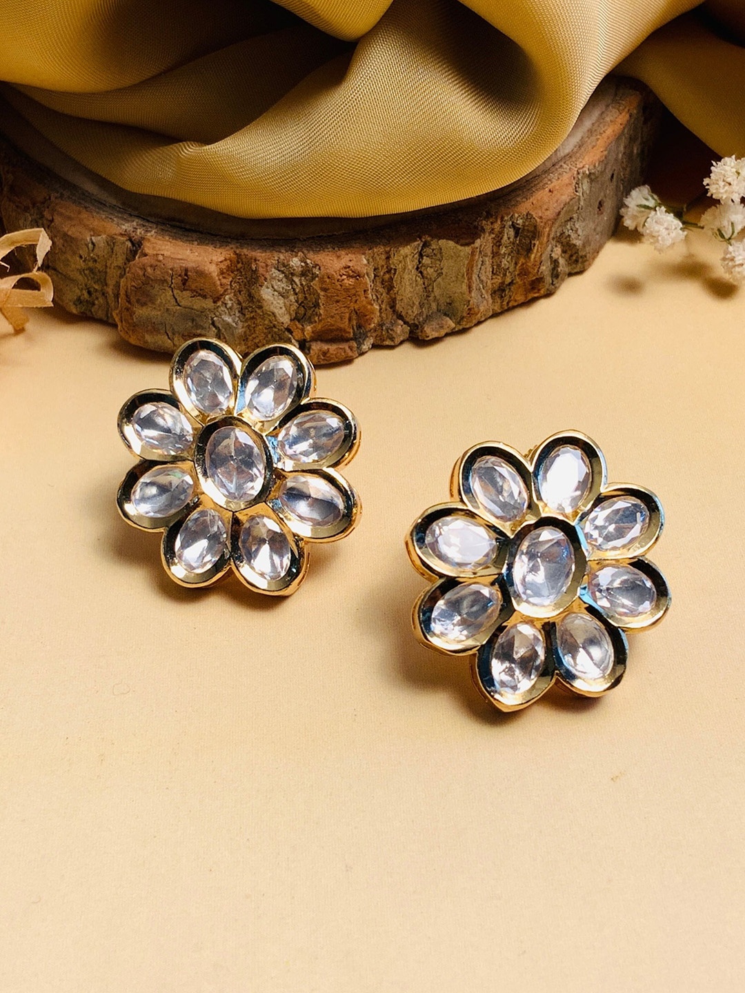 

ABDESIGNS Gold-Plated Floral Kundan Stud Earrings