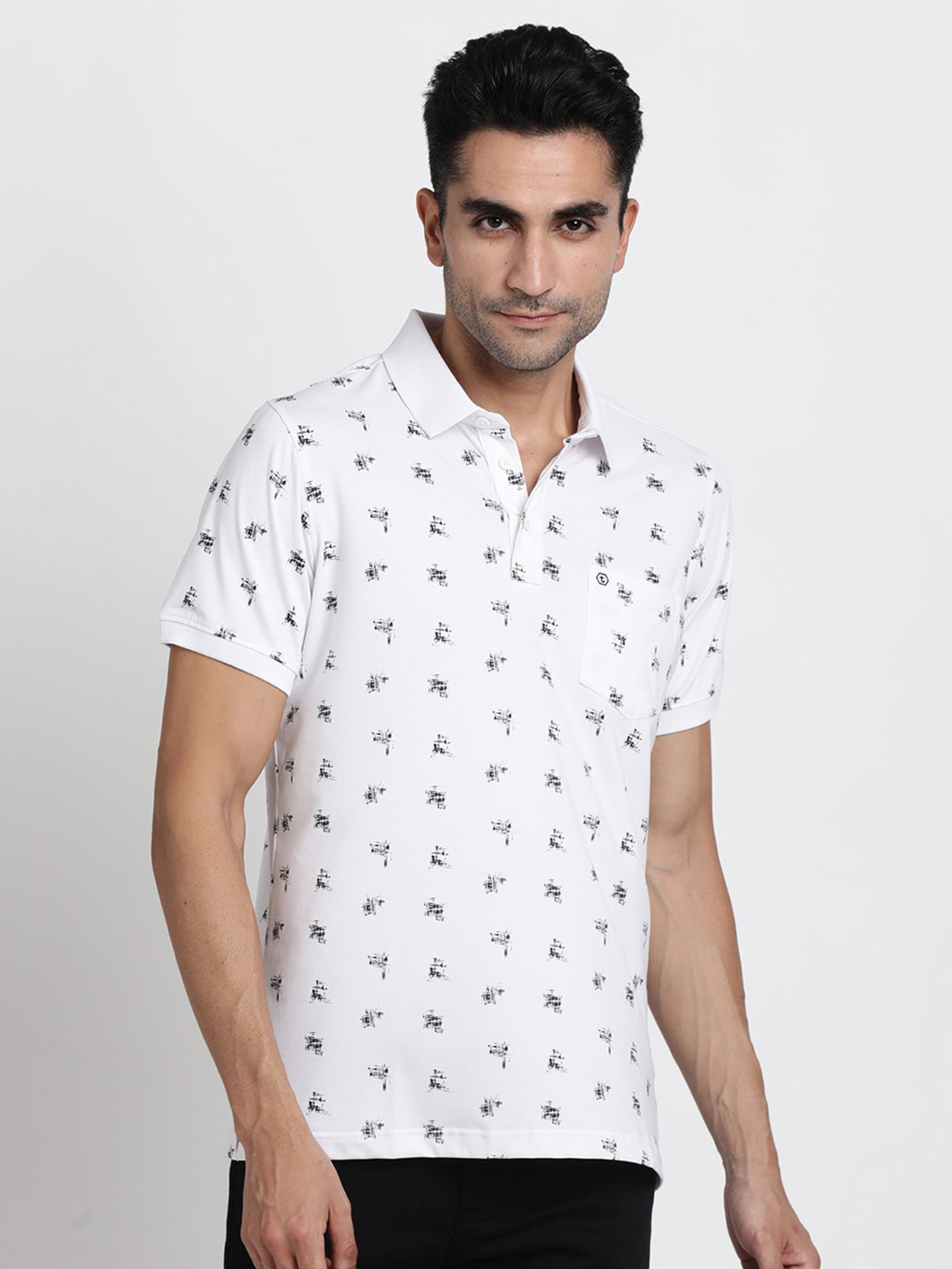 

Turtle Abstract Printed Slim Fit Polo Collar T-shirt, White