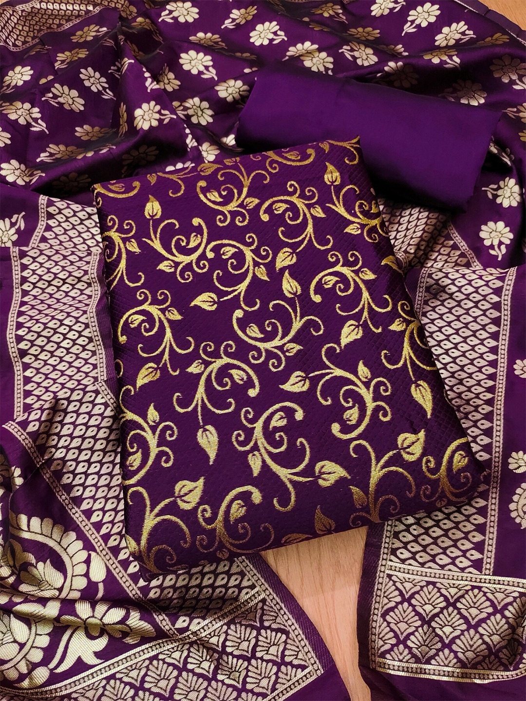 

KALINI Floral Printed Unstitched Dress Material, Purple