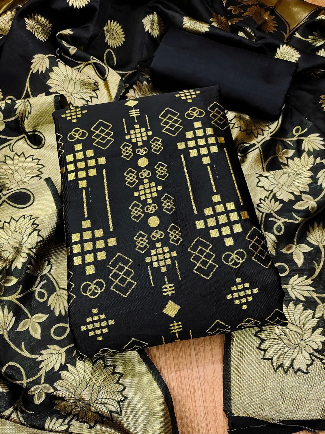 

KALINI Ethnic Motifs Printed Unstitched Dress Material, Black
