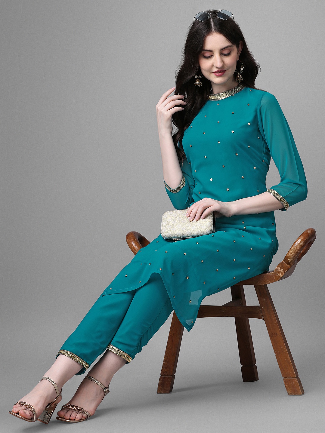 

GORGONE Georgette Sequined Embroidery Straight Kurta, Turquoise blue