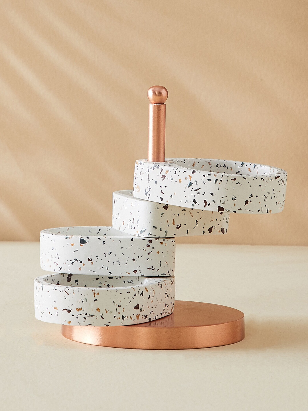 

Home Centre Splendid Terra Roza Cream-Coloured Printed Ceramic Desk Organizer