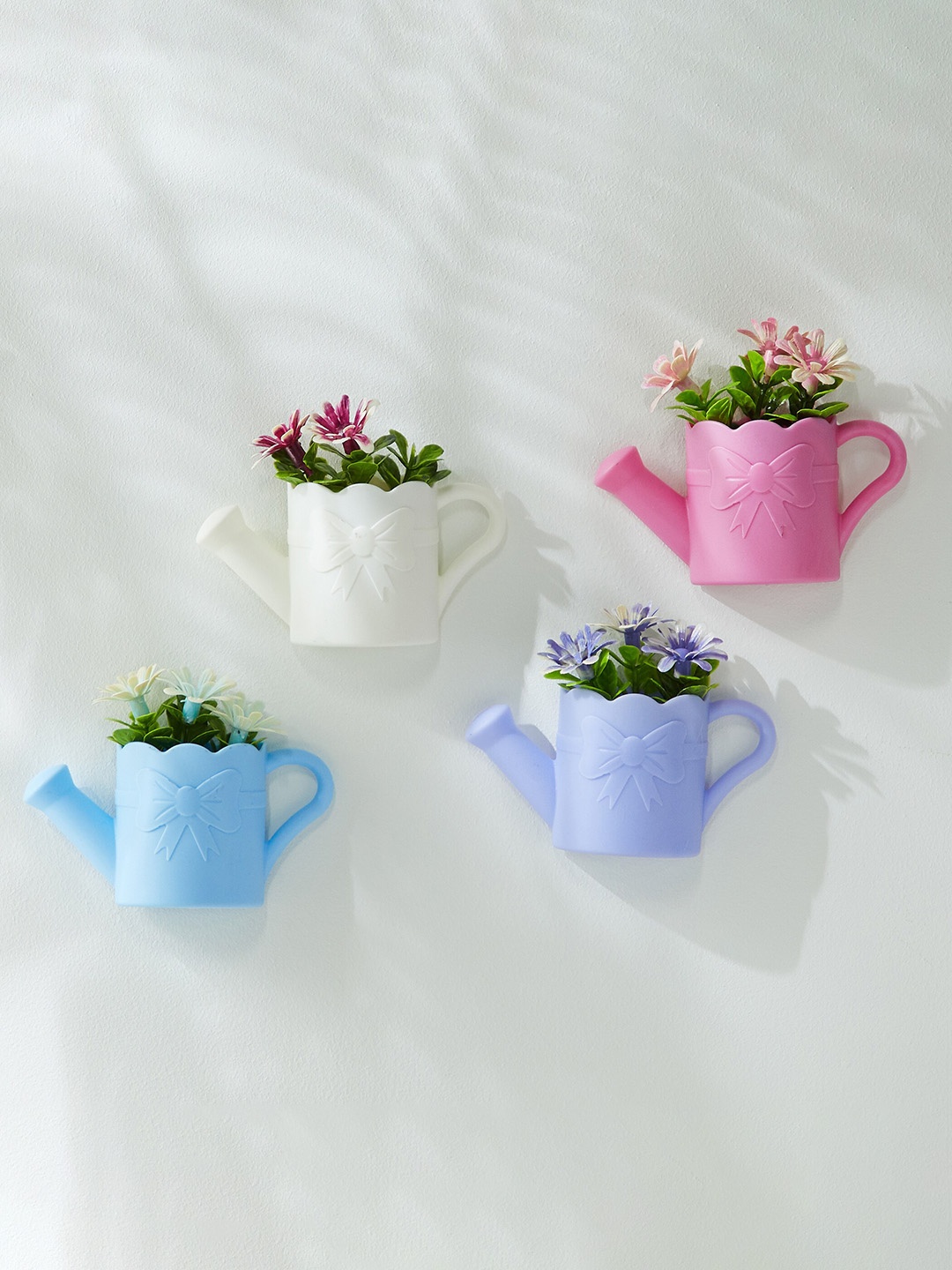 

Home Centre Spinel Decor 4-Pcs Pink & Blue Textured Magnetic Planters