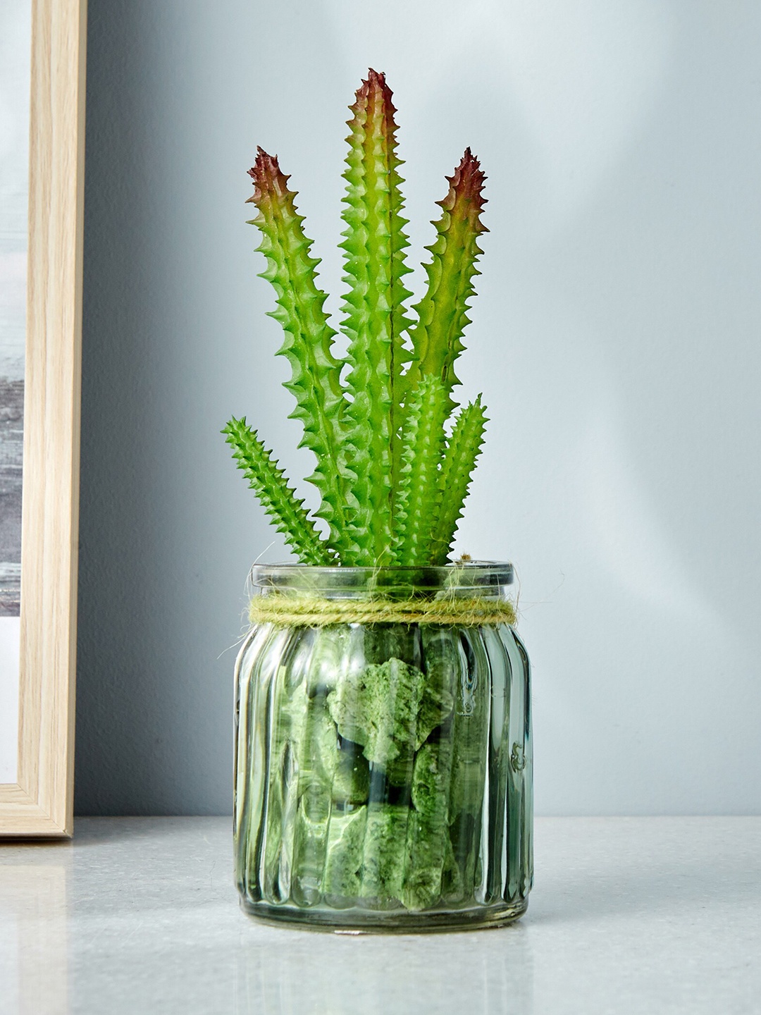 

Home Centre Splendid Dastkari Green Glass Potted Plant