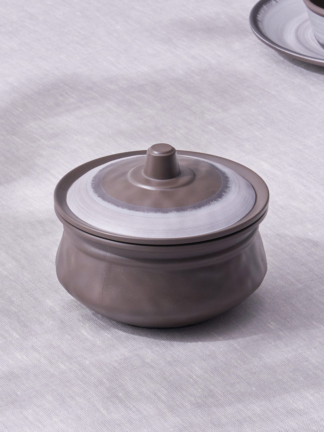 

Home Centre Meadows Brown & Grey Colourblocked Handi With Lid 420 ml