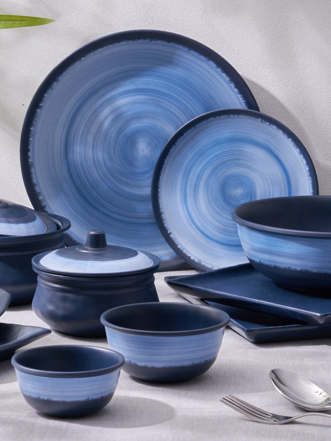 

Home Centre Meadows Solids Blue Melamine Colorublocked Serving Bowl 1.45 L