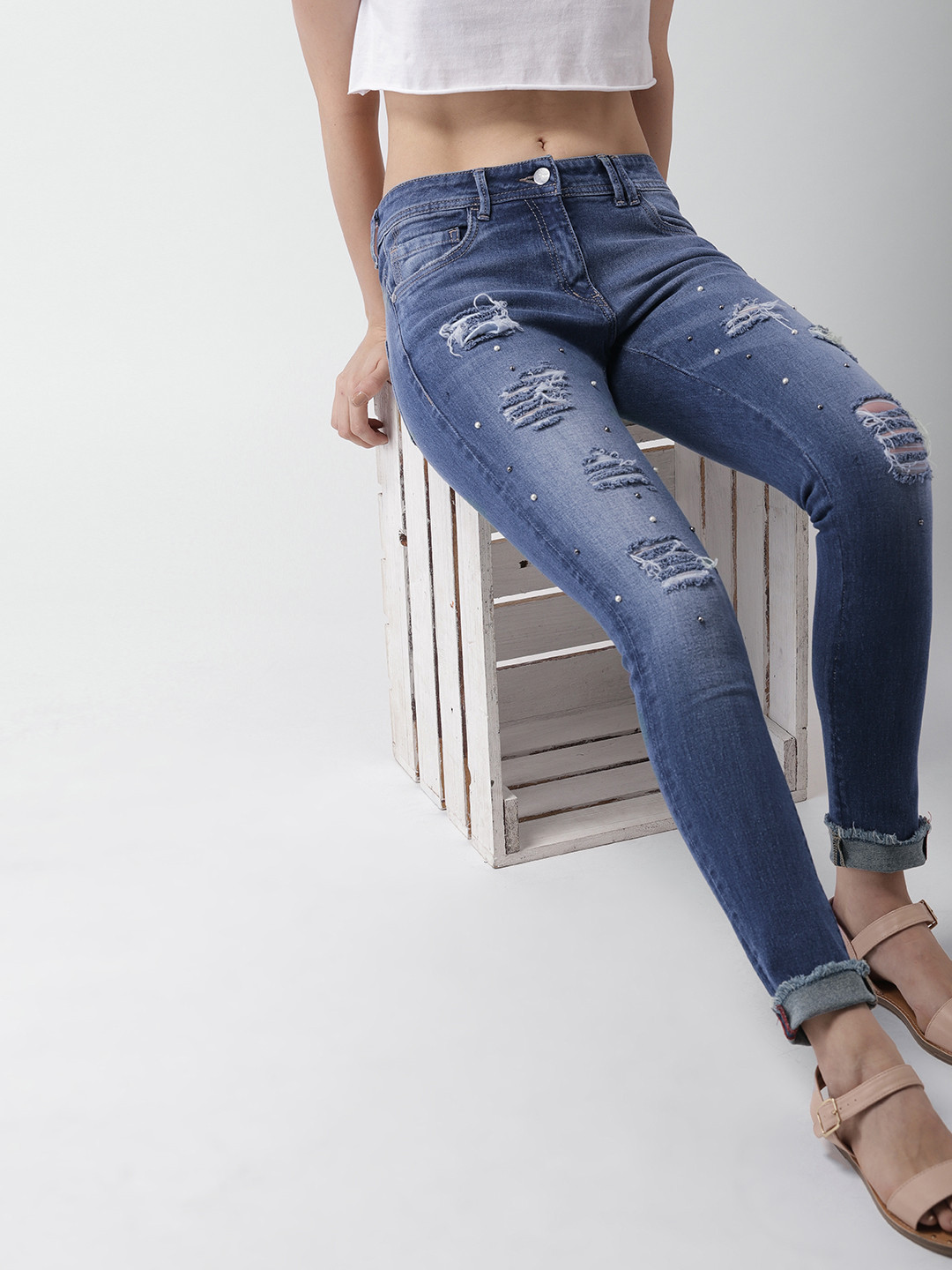 

Mast & Harbour Women Blue Skinny Fit Mid-Rise Mildly Distressed Stretchable Jeans