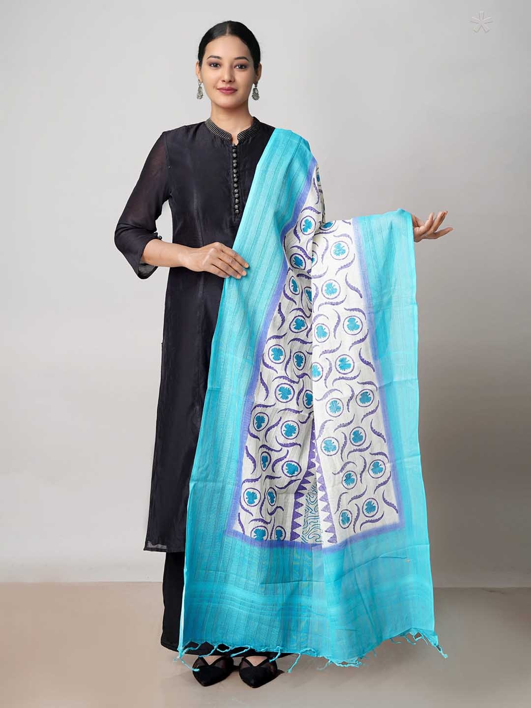 

Unnati Silks Ethnic Motifs Printed Pure Cotton Block Print Dupatta, White