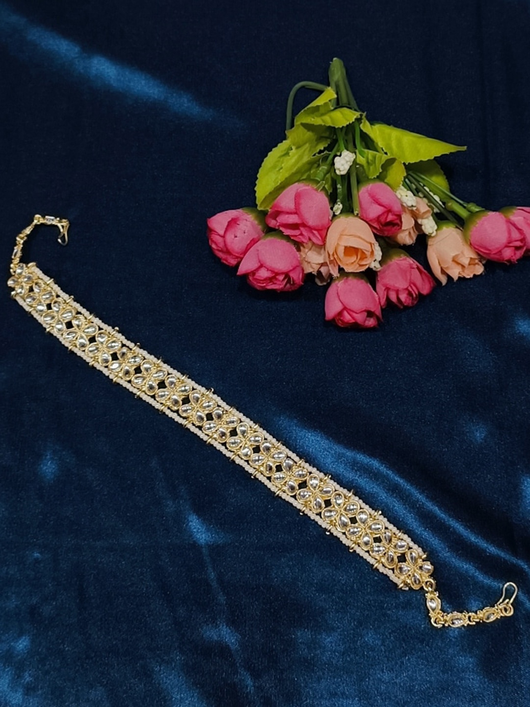 

FEMMIBELLA Gold-Plated Kundan Studded & Beaded Mathapatti
