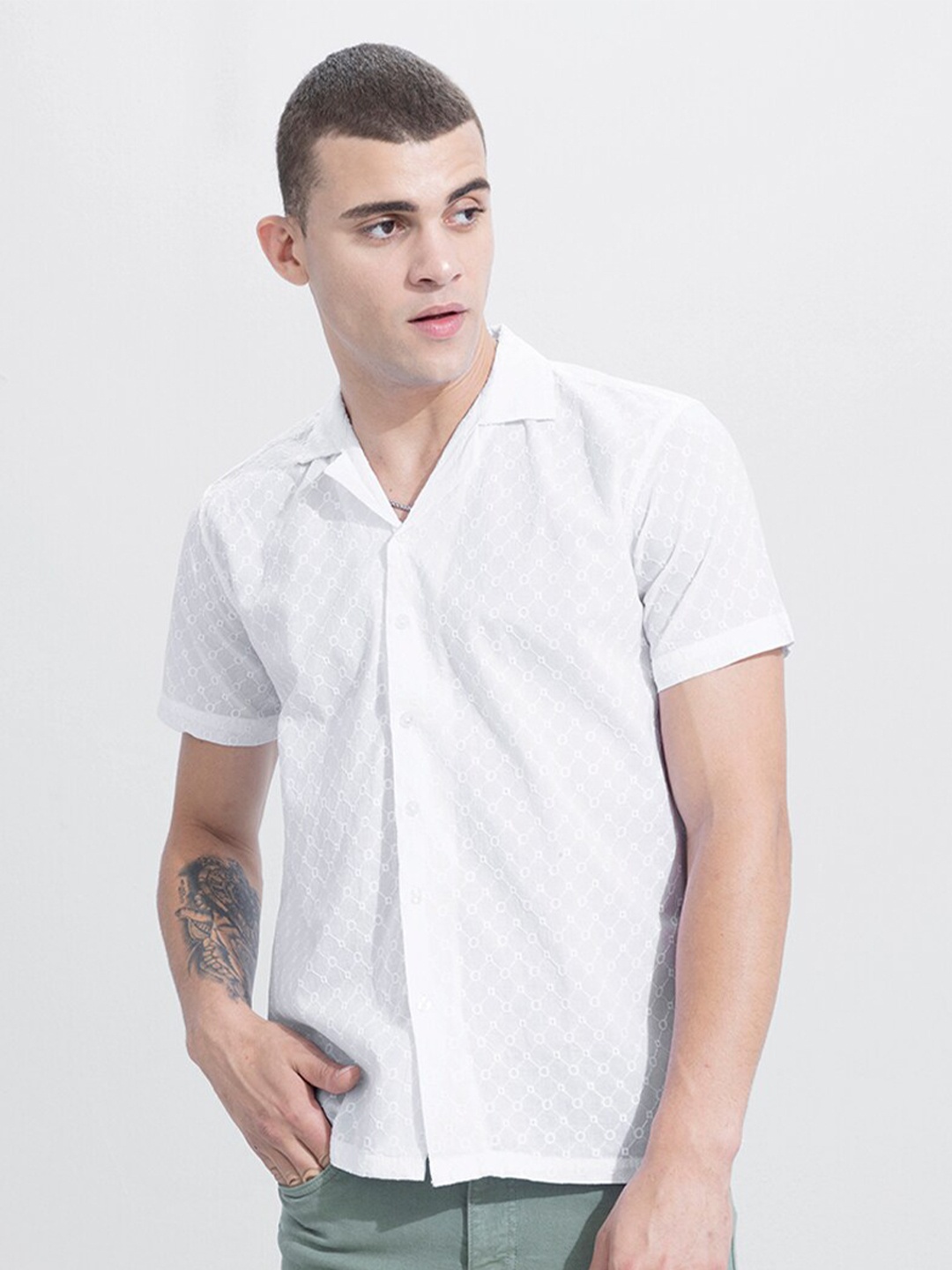 

Snitch Men White Slim Fit Embroidered Casual Shirt