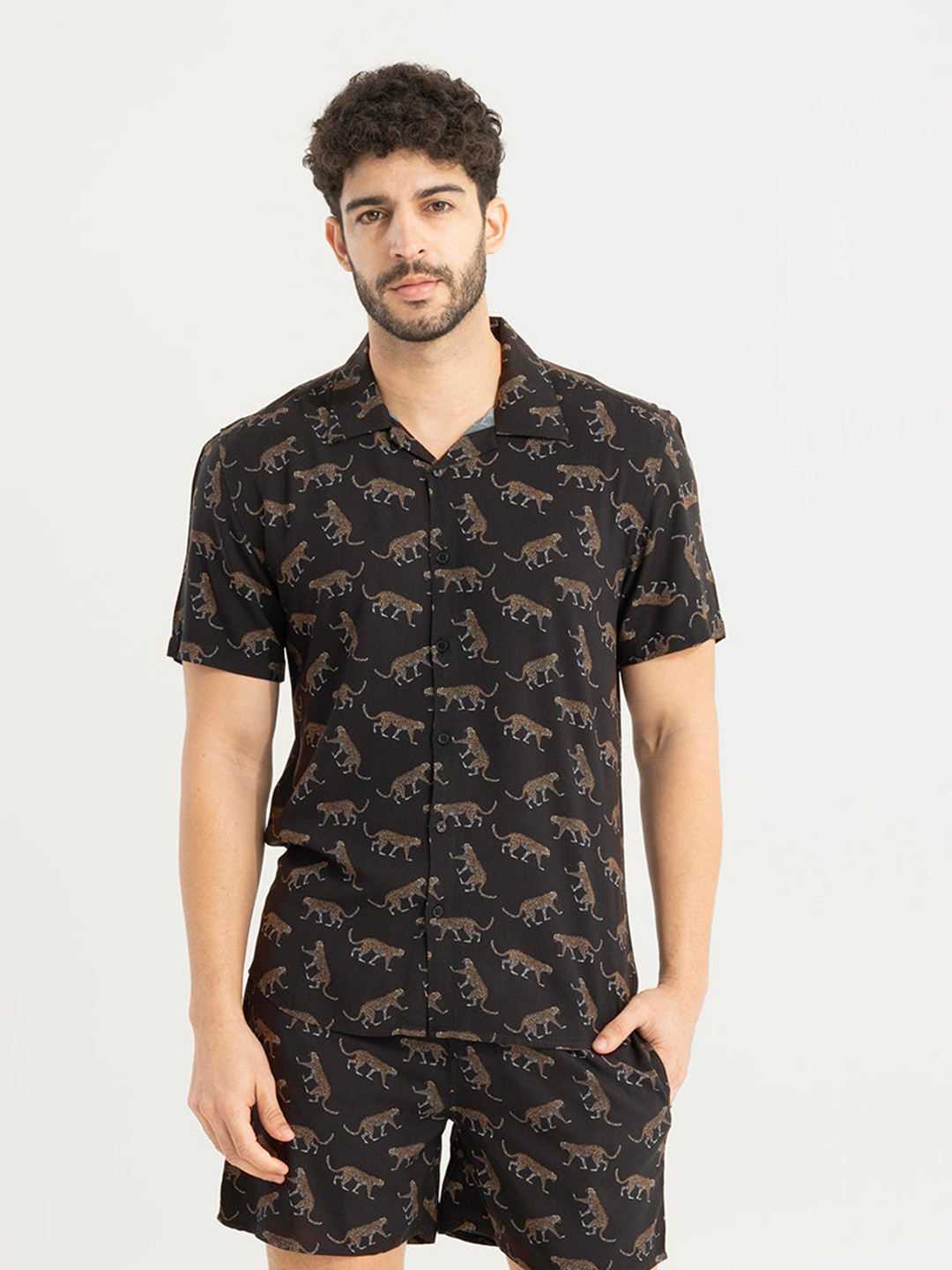 

Snitch Black And Brown Printed Shirt & Shorts