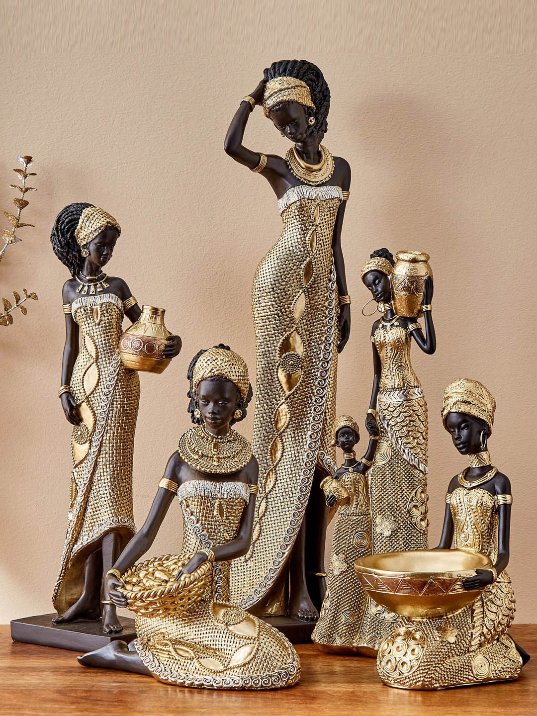 

Home Centre Jaguar Golden & Black Standing African Lady Pose Figurine Showpiece, Gold