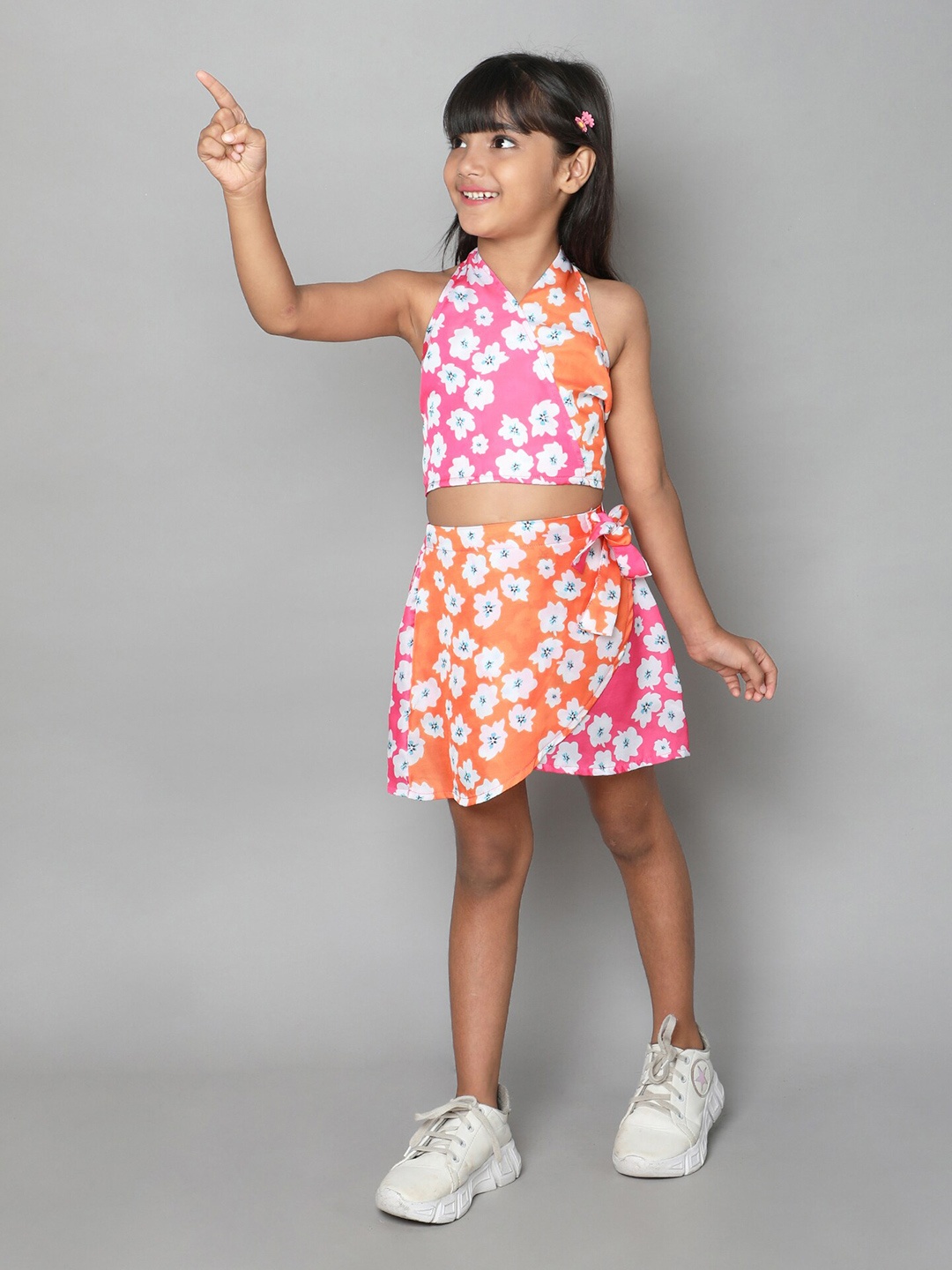 

taffykids Girls Floral Printed Halter Neck Top with Skirts, Pink