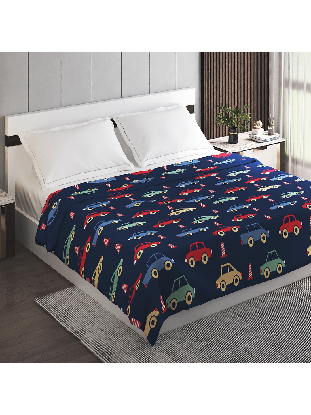 

Home Centre Blue & Red Summer 150 GSM Double Bed Blanket